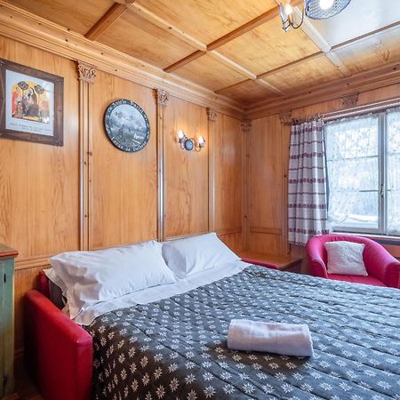 Olimpia Lodge Cortina d'Ampezzo Bagian luar foto