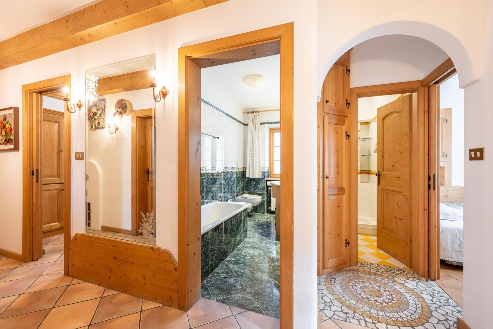 Olimpia Lodge Cortina d'Ampezzo Bagian luar foto