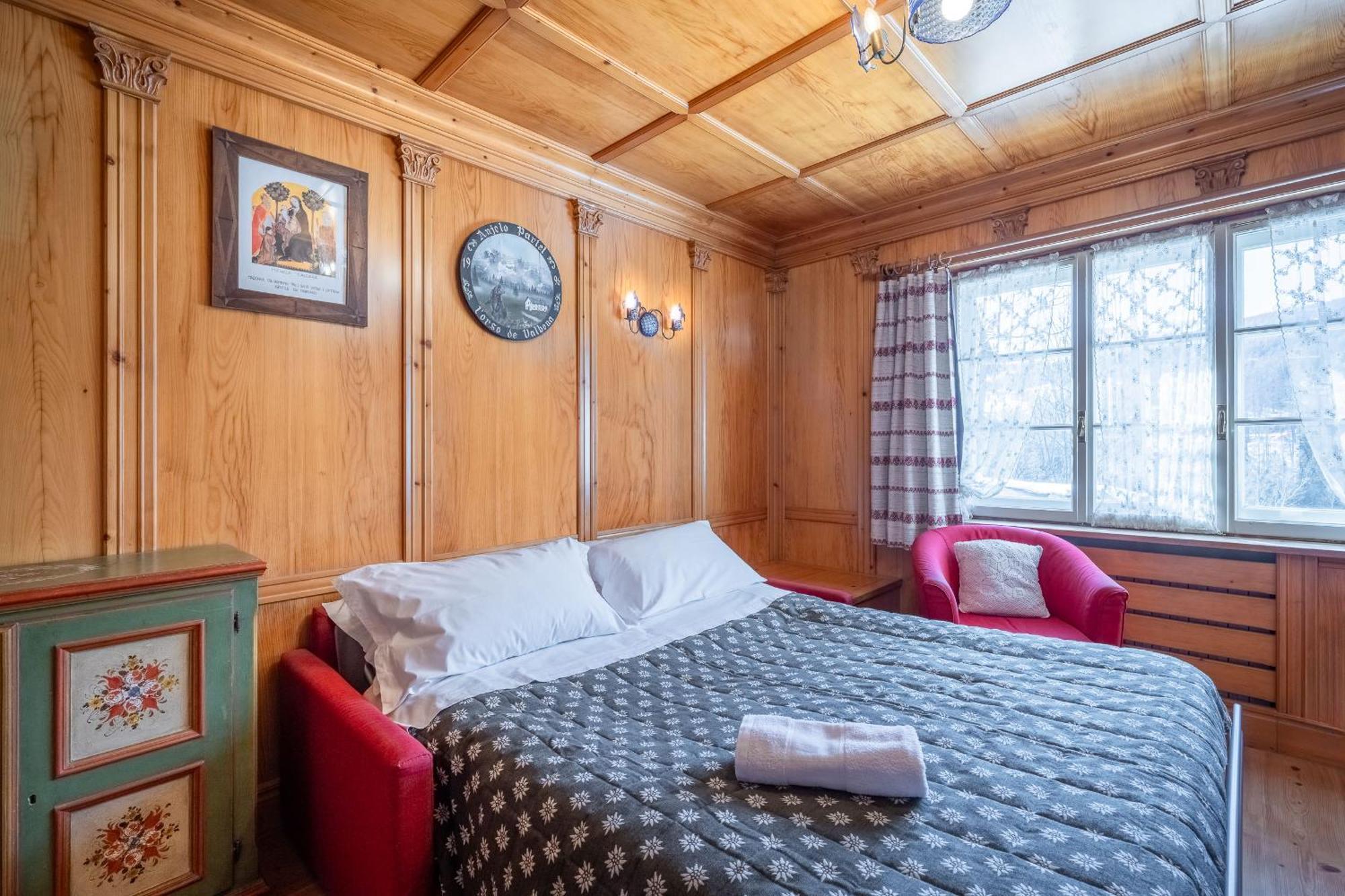 Olimpia Lodge Cortina d'Ampezzo Bagian luar foto